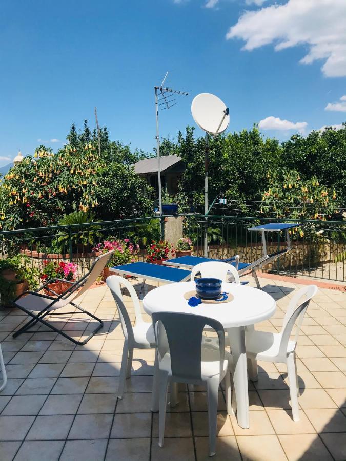 La Terrazza Apartamento Vico Equense Exterior foto