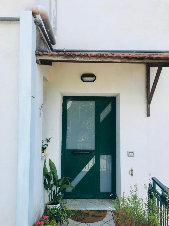 La Terrazza Apartamento Vico Equense Exterior foto